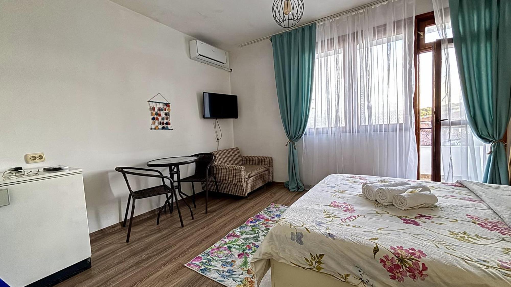 Guest House Hei Taka Sozopol Exterior photo